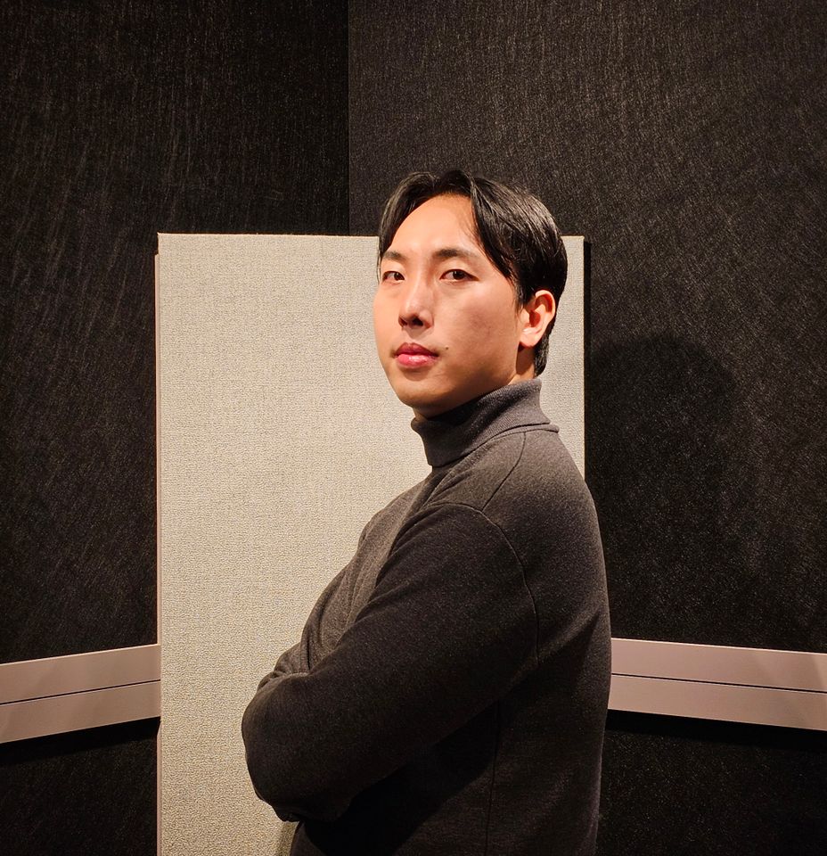 윤용현 サムネイル画像