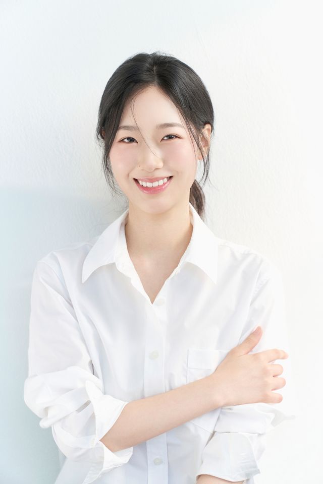 Kim Ji-soo Ảnh thu nhỏ