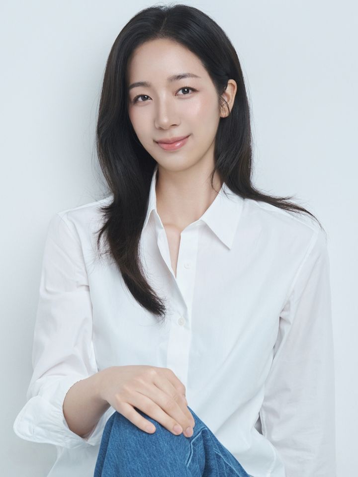 김새윤 ภาพขนาดย่อ