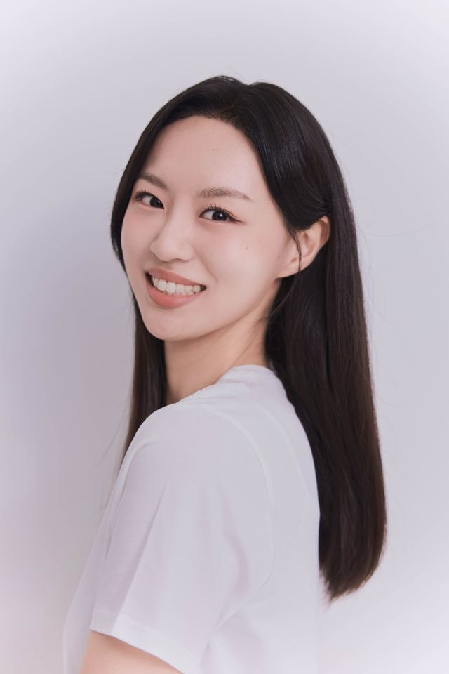 キム・ソイ サムネイル画像