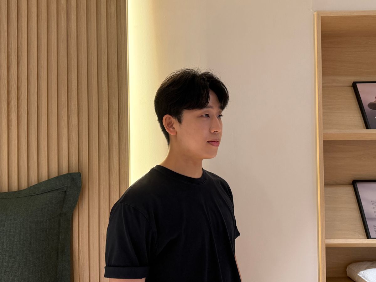 キム・ゴンボ サムネイル画像