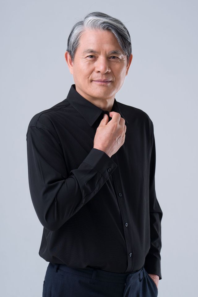 이중현 サムネイル画像