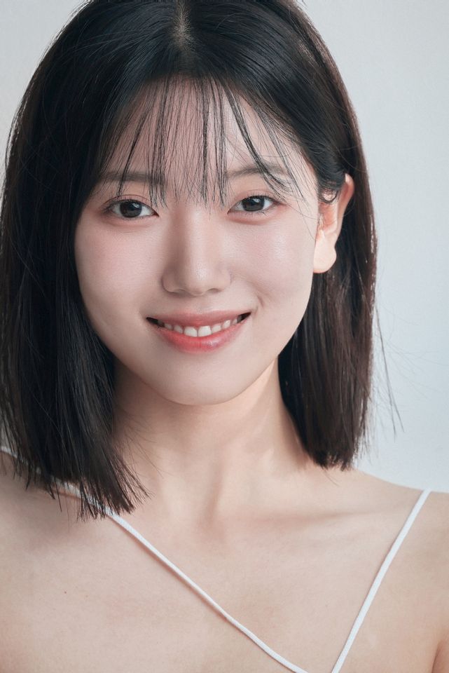 조민주 サムネイル画像