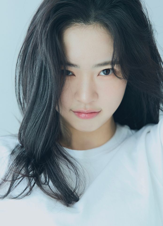 イ・ハヌル サムネイル画像