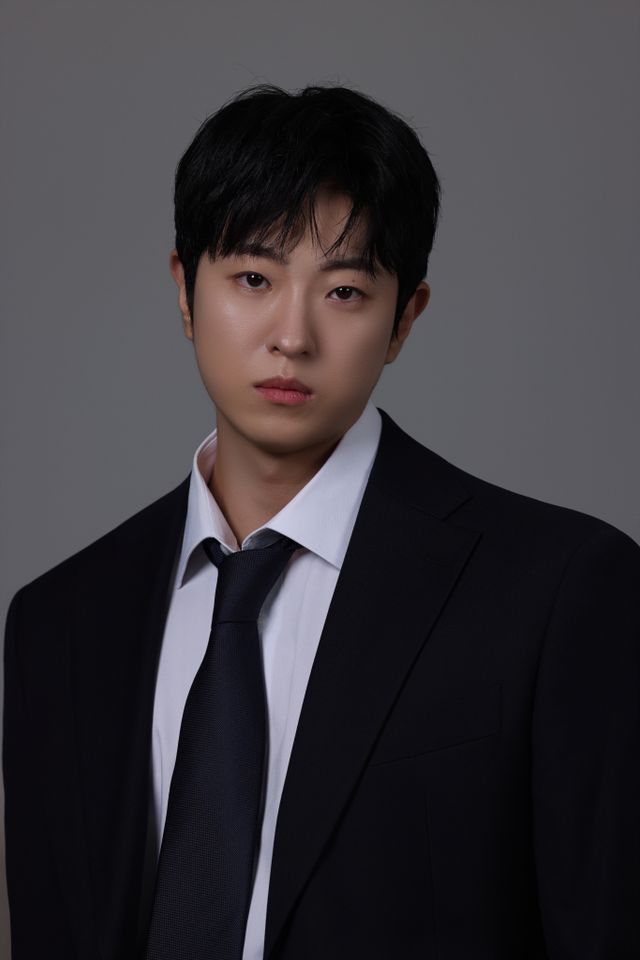 จู จองมิน ภาพขนาดย่อ