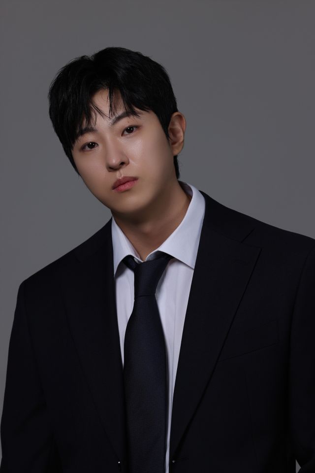 จู จองมิน ภาพขนาดย่อ