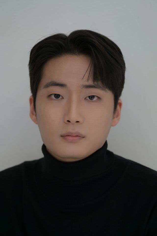 김지우 サムネイル画像