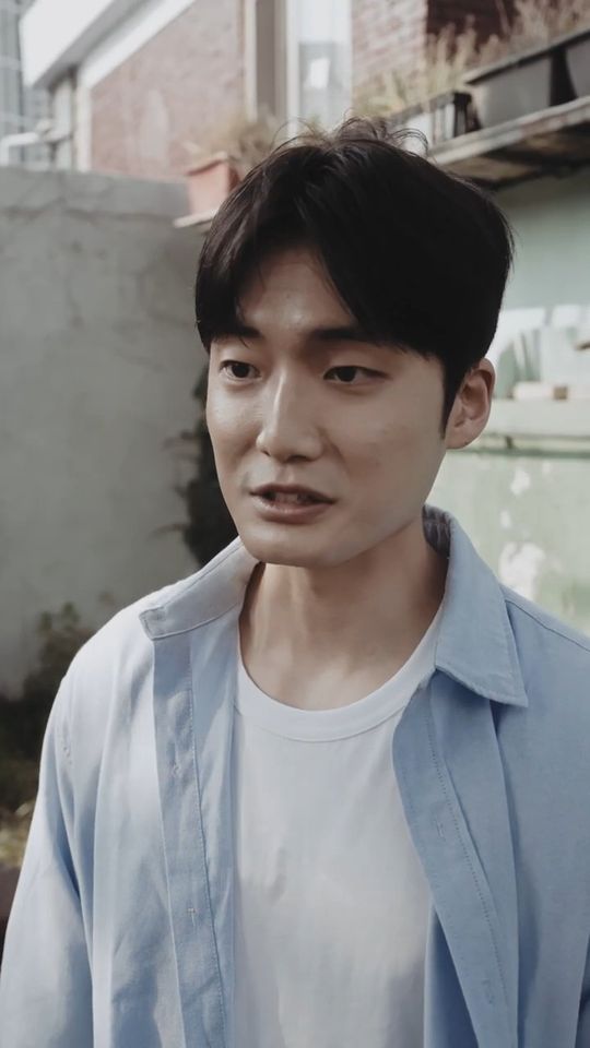 김지우 サムネイル画像