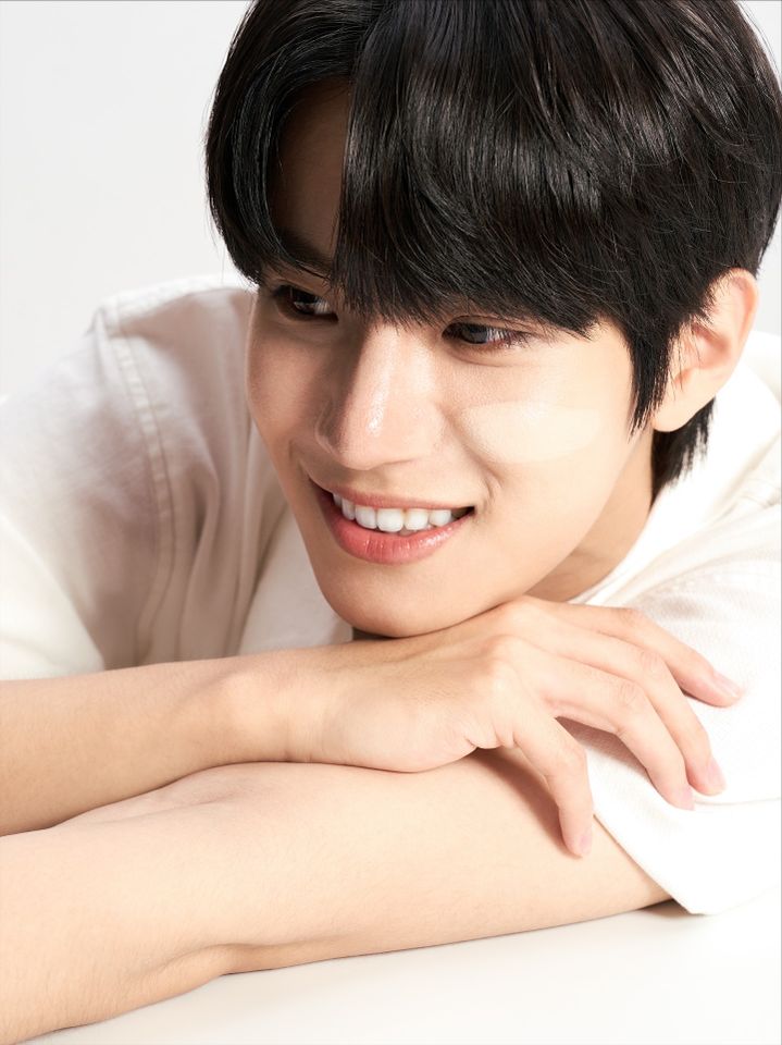 Jung Si-wan Thumbnail image