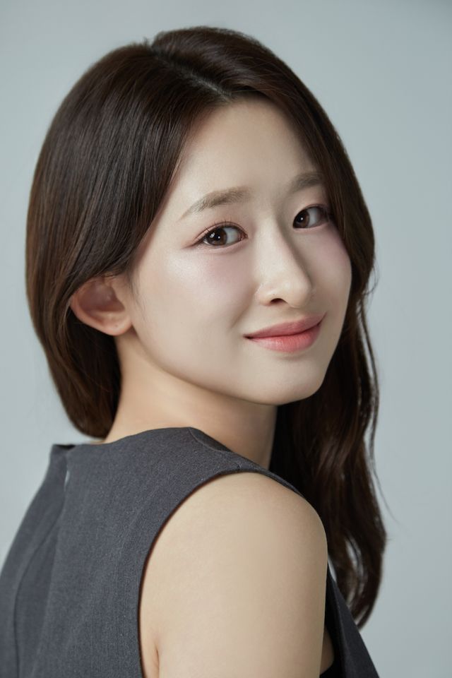 금예솔 썸네일 이미지