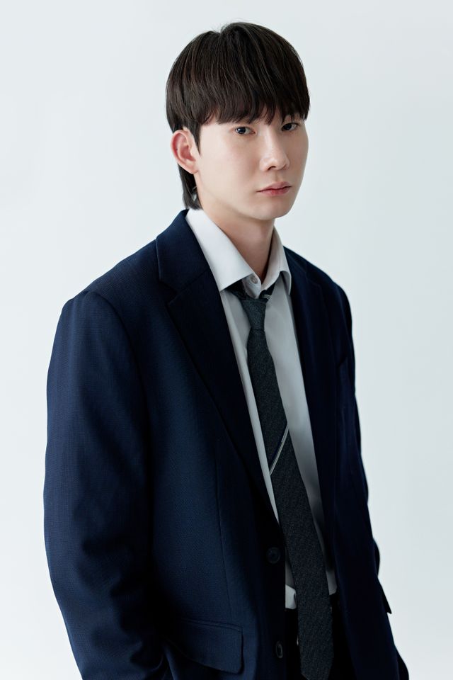 チェ・インヒョク サムネイル画像