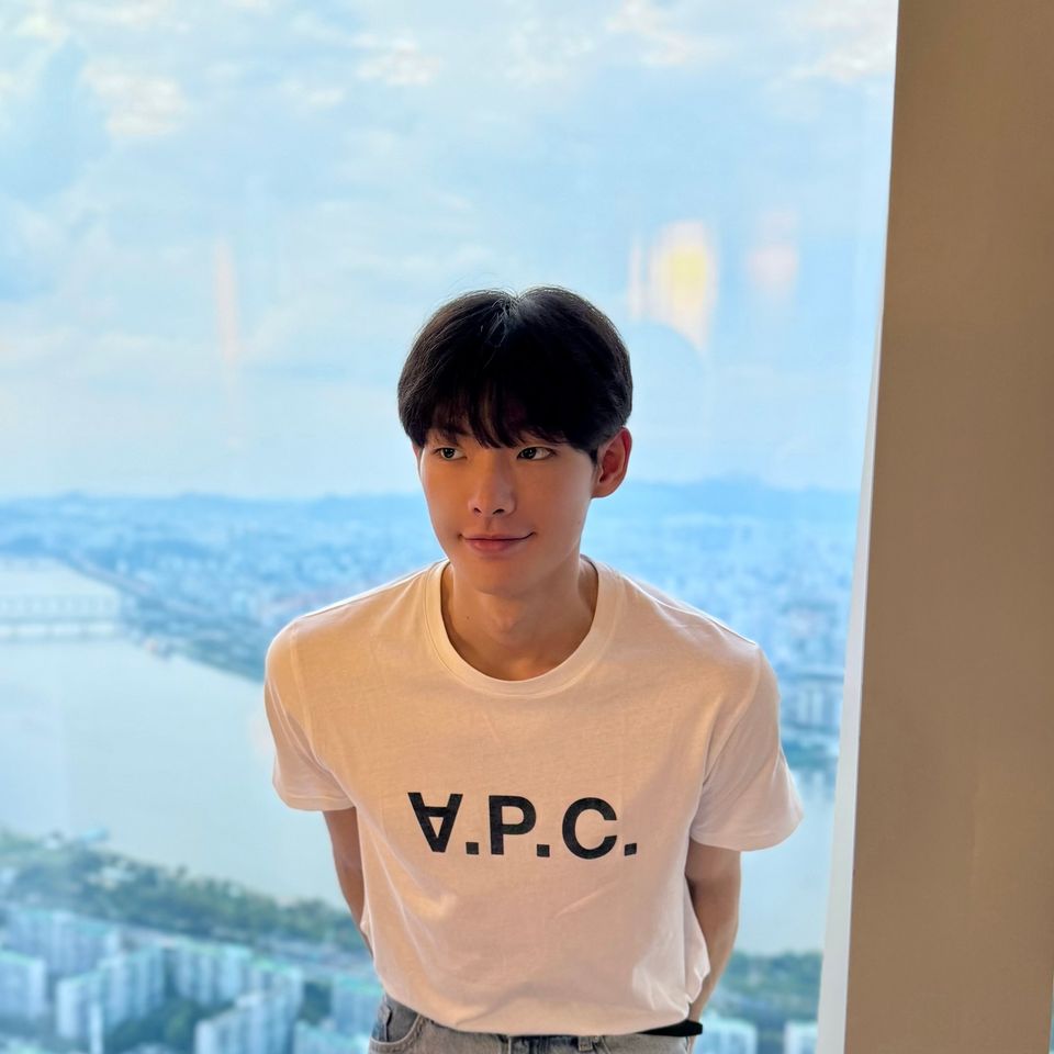 チェ・ジウォン サムネイル画像