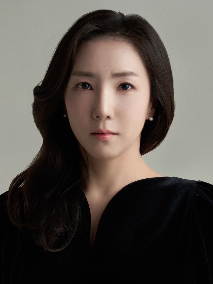 Uyeon-a Thumbnail image