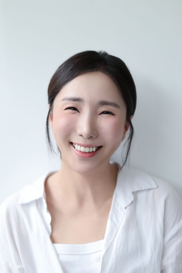 Uyeon-a Thumbnail image