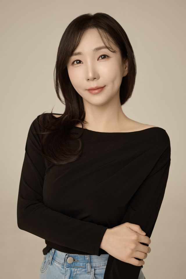 Uyeon-a Thumbnail image