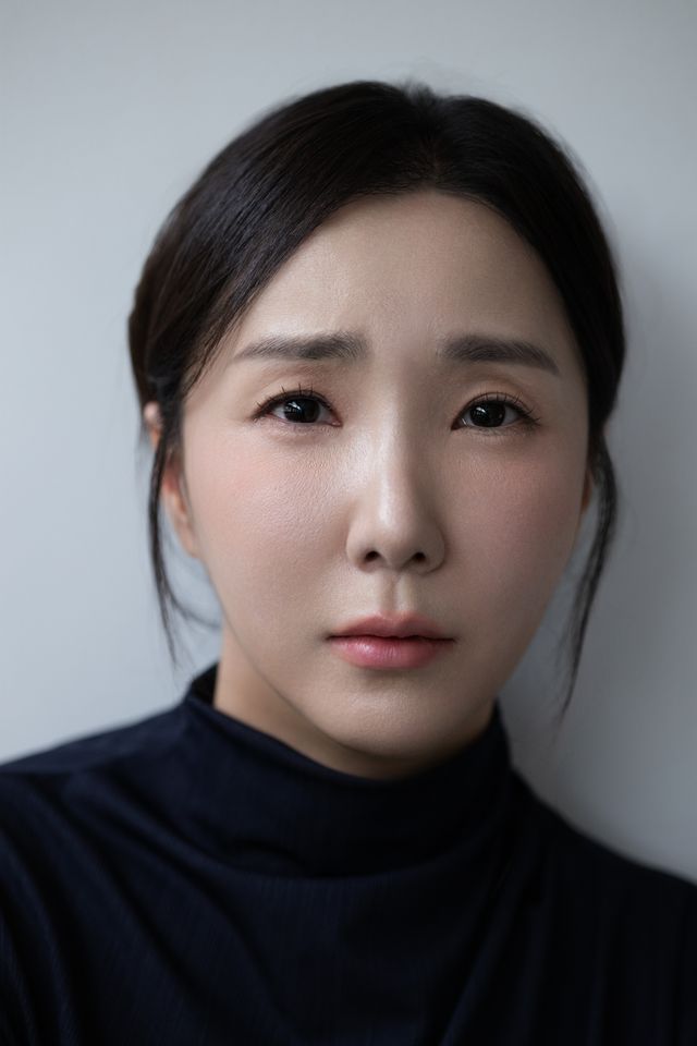 Uyeon-a Thumbnail image