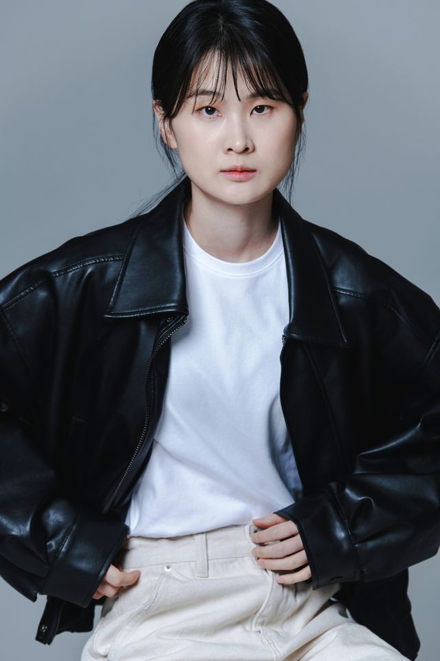 Won Taekyung Thumbnail image