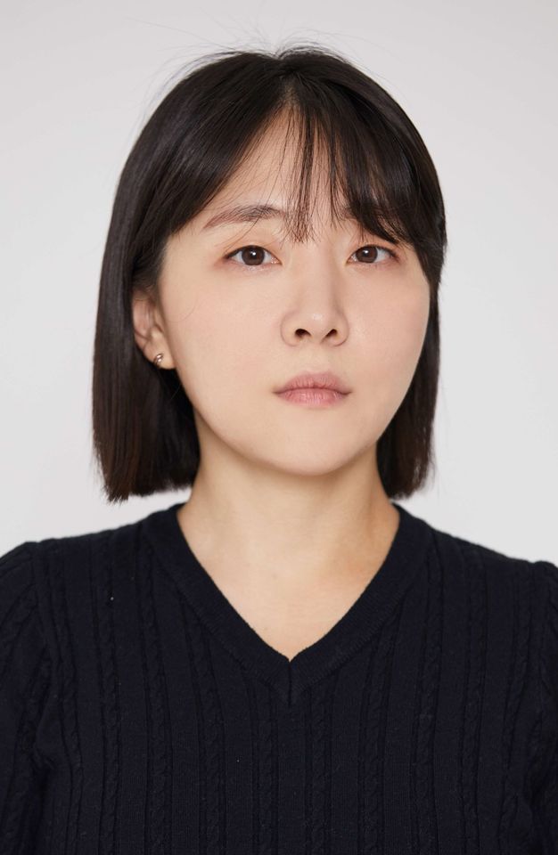 キム・ヘヨン サムネイル画像