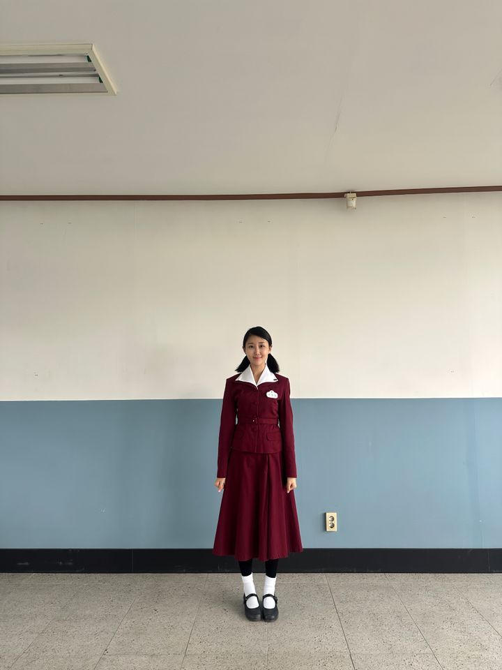 キム・ガウン サムネイル画像