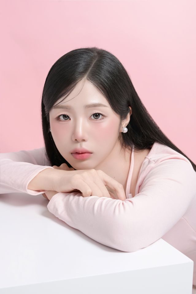 Kim Ye-eun Thumbnail image
