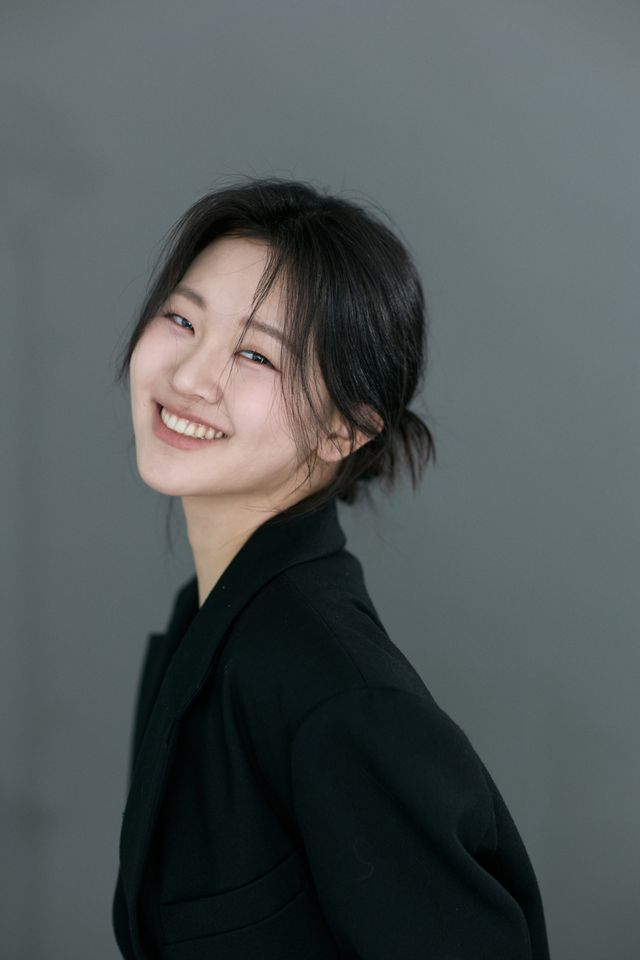 キム・ジンソ サムネイル画像