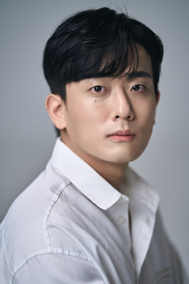 Lee Chang-ju Thumbnail image