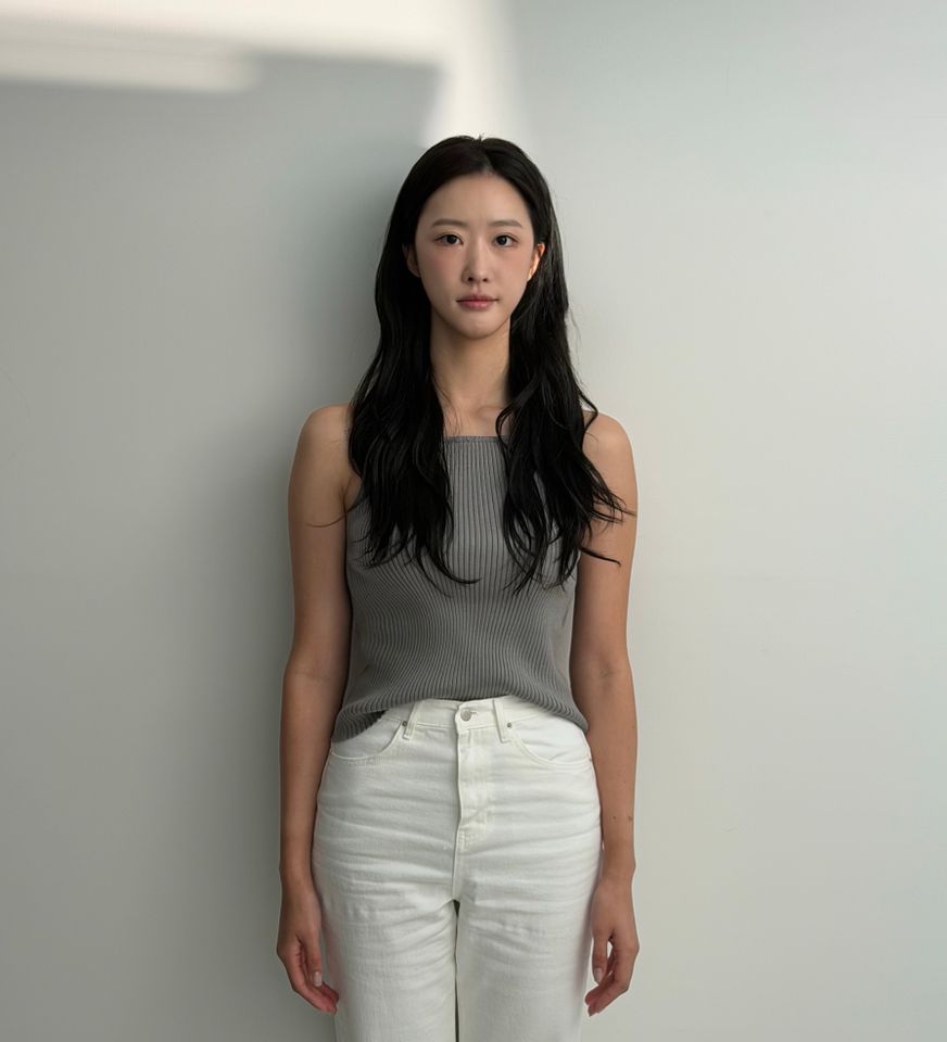 Shin Hye-in Thumbnail image