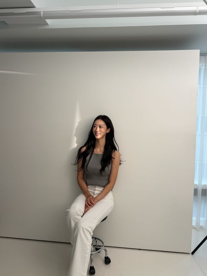 Shin Hye-in Thumbnail image