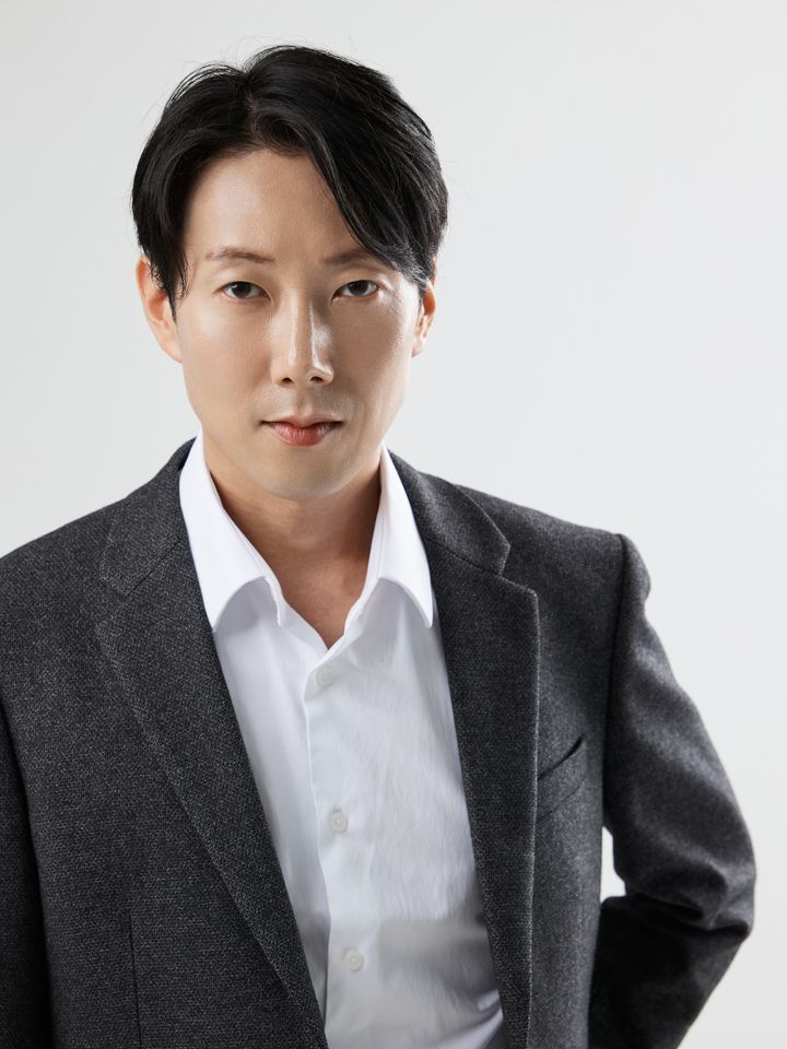 Lee Seung-geun Thumbnail image