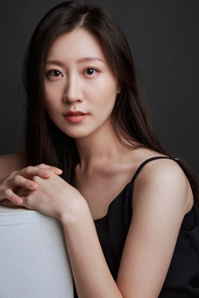 Lee Geum-bi Thumbnail image