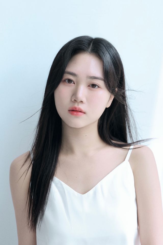 Oh Ye-ryeong Thumbnail image