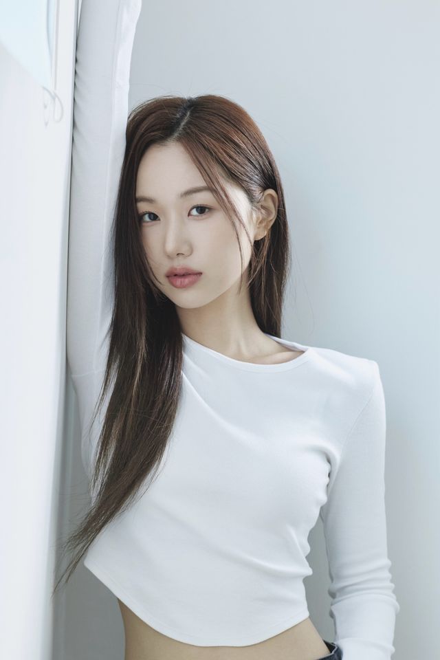 イ・ユリ サムネイル画像