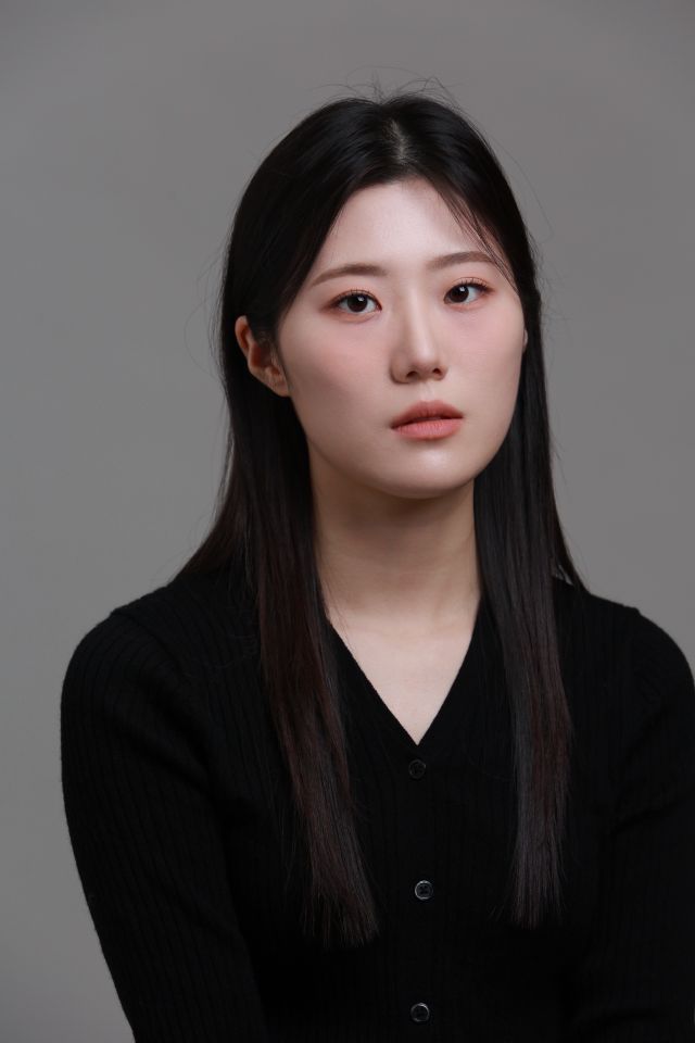Kim Min-young Thumbnail image