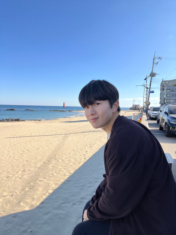 Yoo Si-ha Thumbnail image