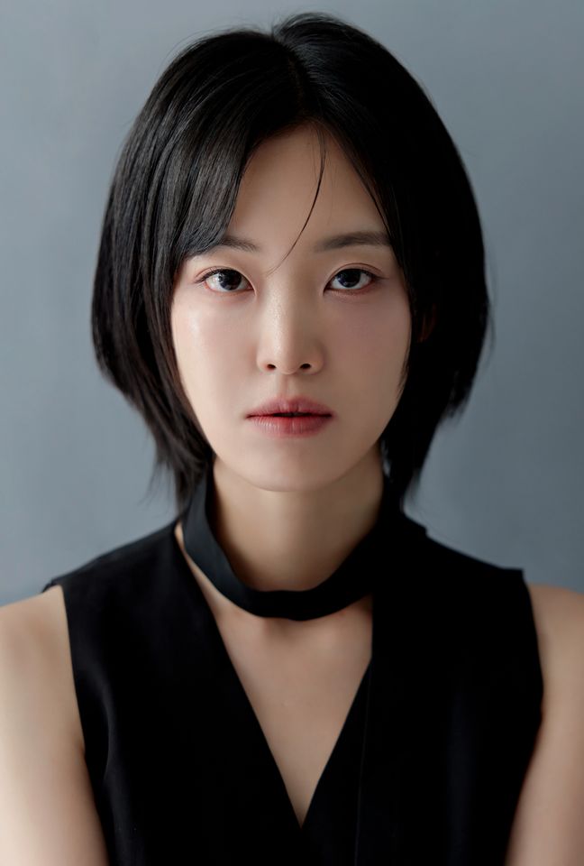 Yoon Yi-hyun Thumbnail image