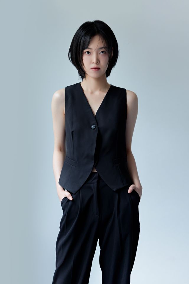 Yoon Yi-hyun Thumbnail image