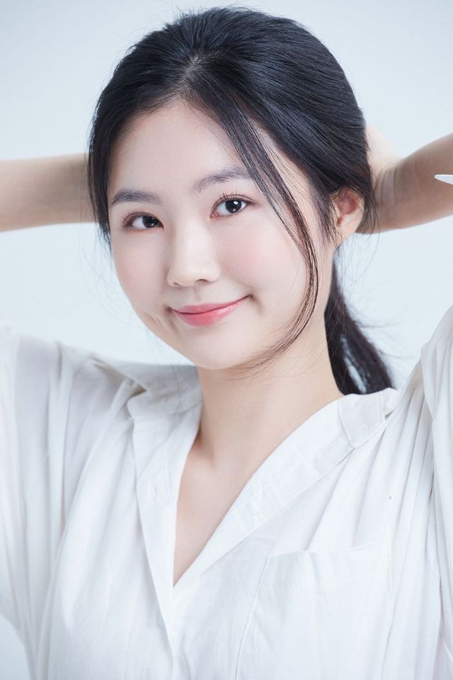 Kim Hye-rin Ảnh thu nhỏ