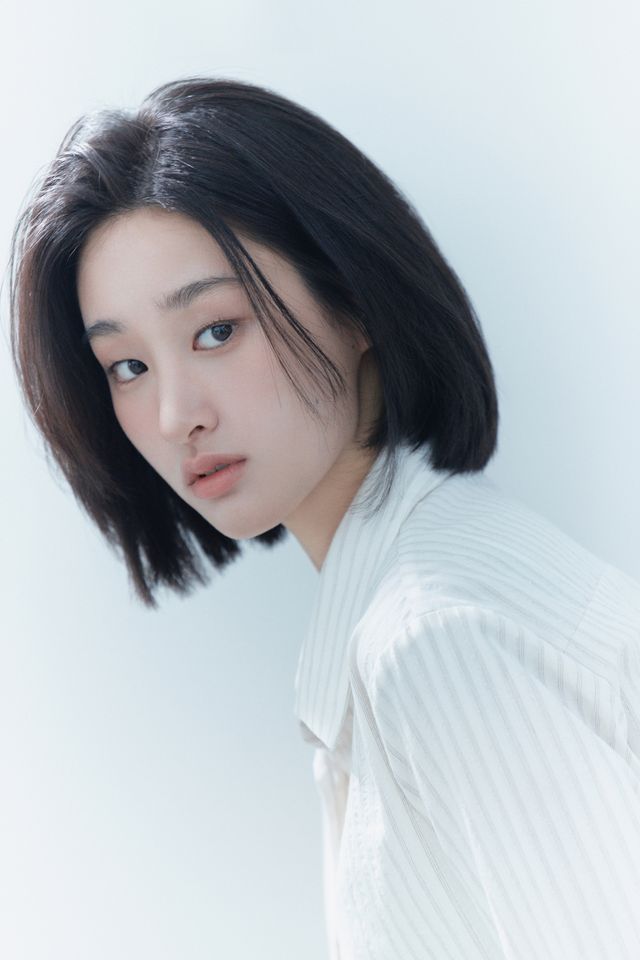 Jeong Chaerim Thumbnail image