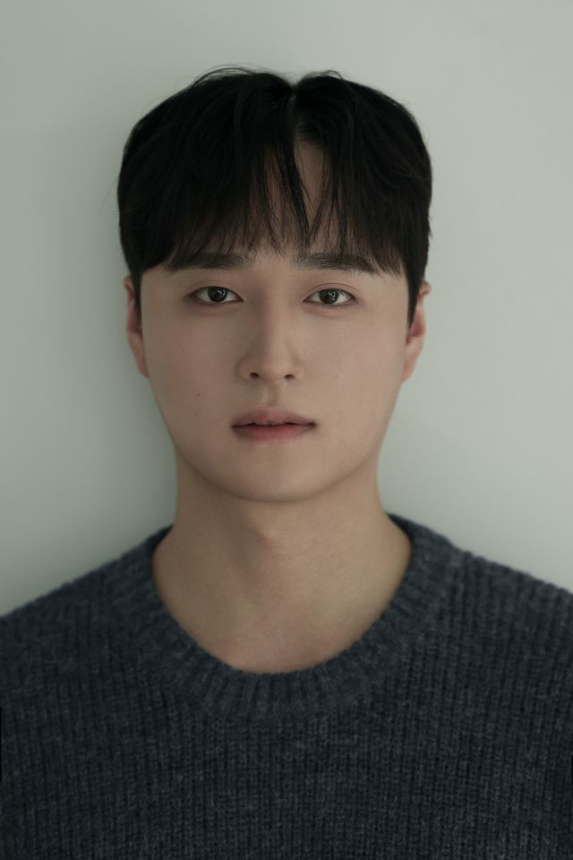 チェ・ギュイル サムネイル画像