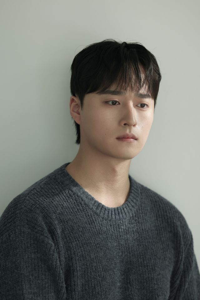 チェ・ギュイル サムネイル画像