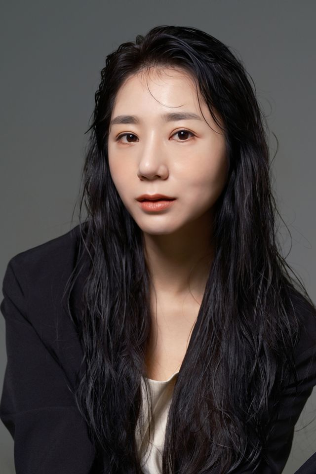 ハム・ウンウ サムネイル画像