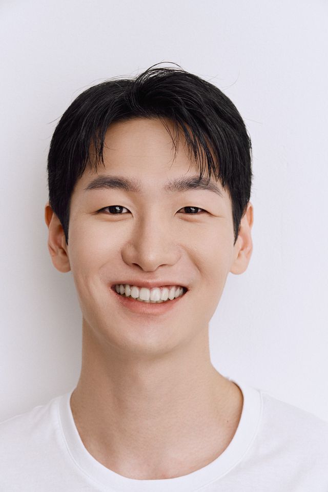 나준용 サムネイル画像